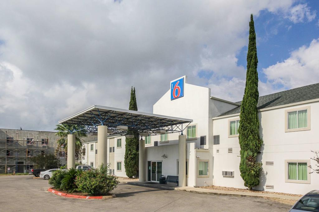 Motel 6 New Braunfels Exteriér fotografie